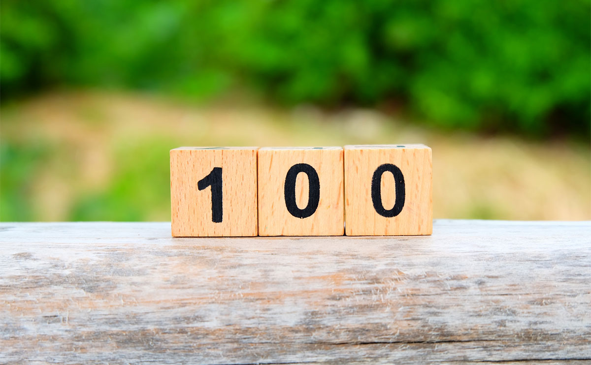 100