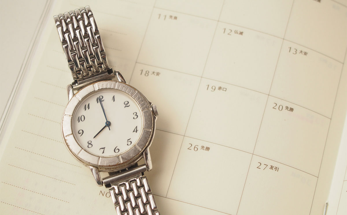 カレンダーと時計